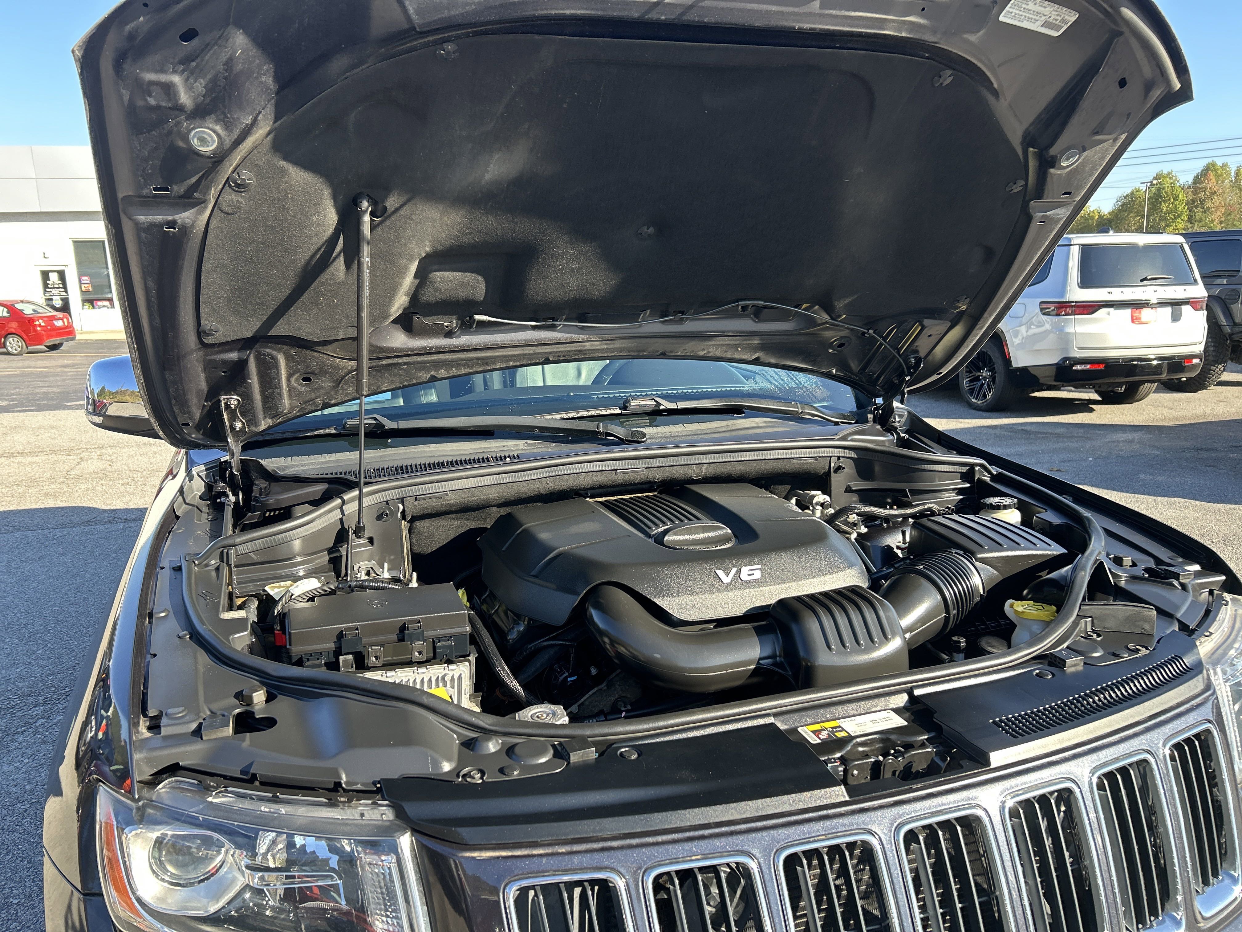 Used 2014 Jeep Grand Cherokee Limited AWD/4WD image 60