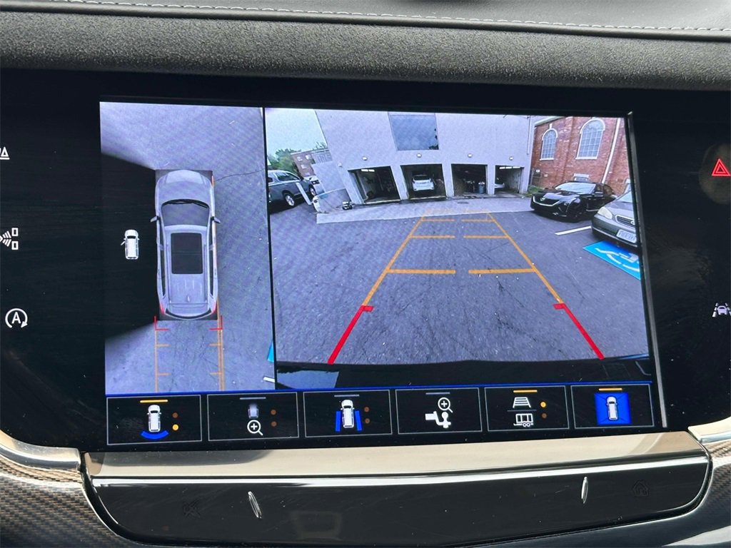 Certified 2025 Cadillac XT6 Premium Luxury w/ Platinum Package image 7