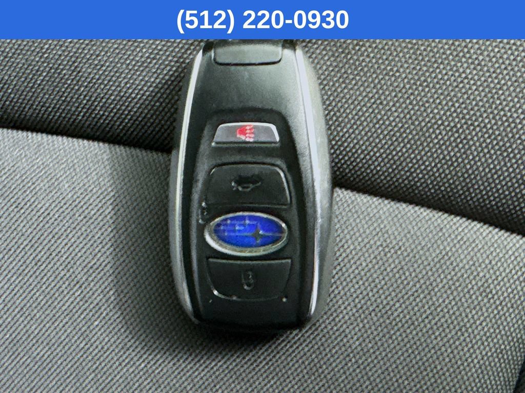 Used 2025 Subaru Crosstrek 2.5i Premium AWD/4WD image 37