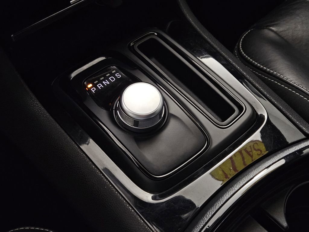 Used 2023 Chrysler 300 S image 19