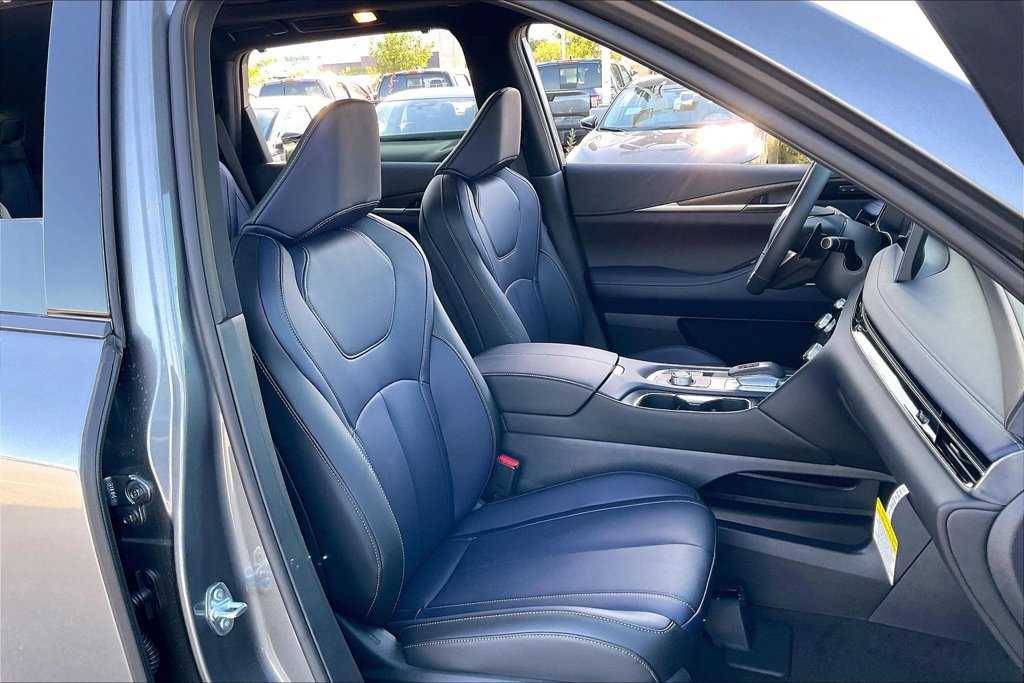 New 2026 INFINITI QX60 Sport w/ Dark Cargo Package AWD/4WD image 11