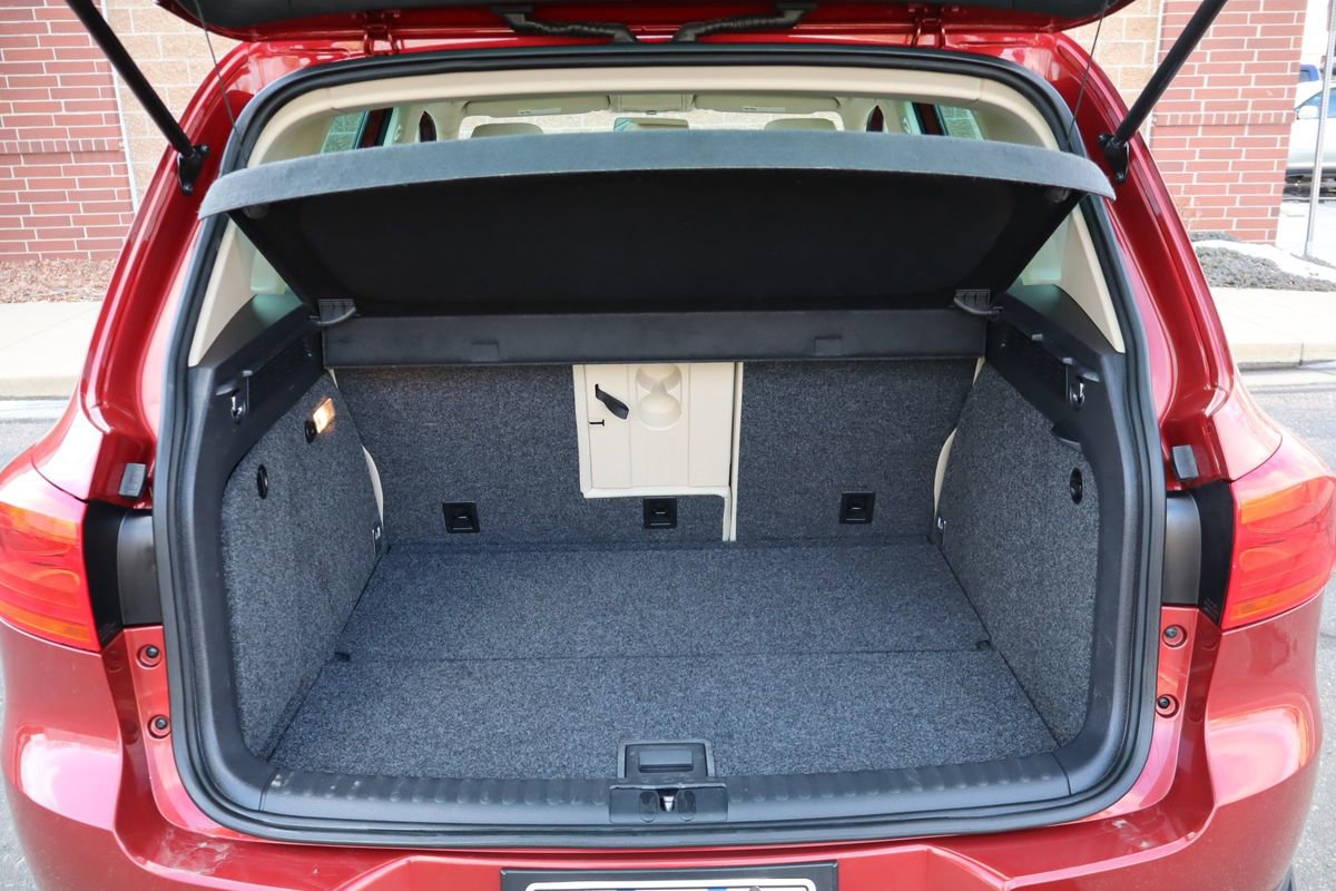 Used 2012 Volkswagen Tiguan S image 20