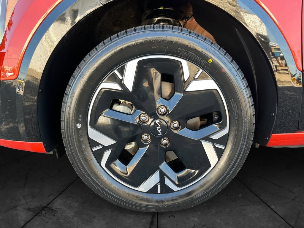 Used 2023 Kia Niro Wind w/ Wind Preserve Package FWD image 14