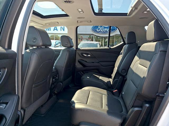 Used 2019 Chevrolet Traverse Premier w/ Redline Edition AWD/4WD image 11
