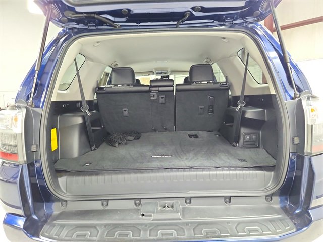 Used 2021 Toyota 4Runner SR5 Premium image 40