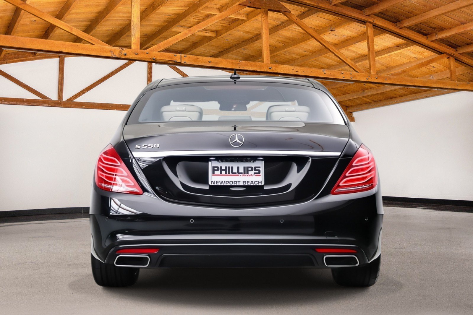 Used 2017 Mercedes-Benz S 550 Sedan image 4