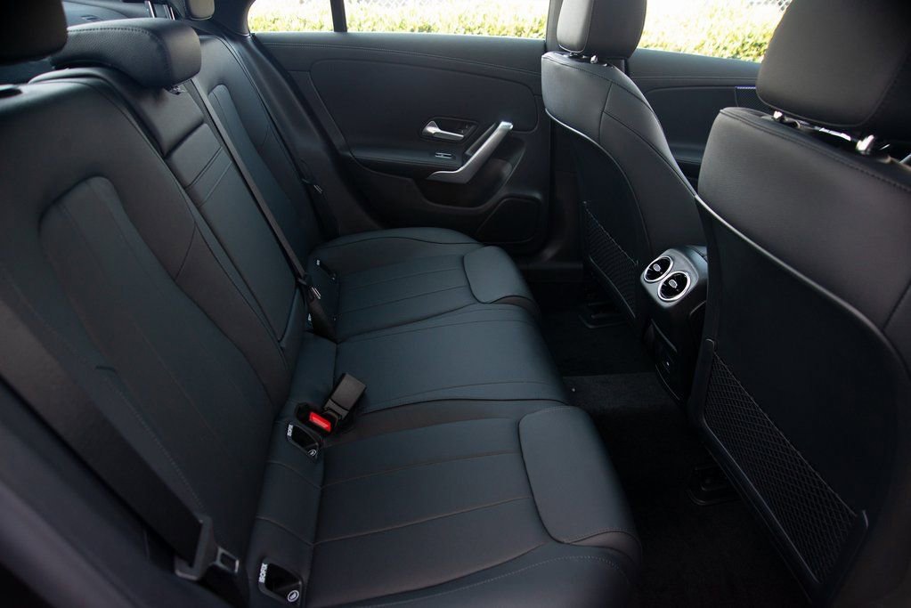 Certified 2025 Mercedes-Benz CLA 250 4MATIC image 24