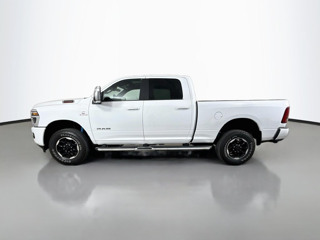 Used 2025 RAM 2500 Laramie AWD/4WD image 4