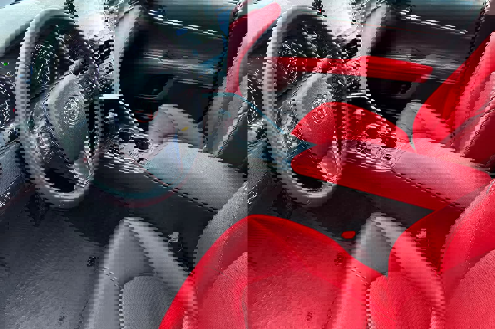 Used 2022 Toyota Camry XSE image 11