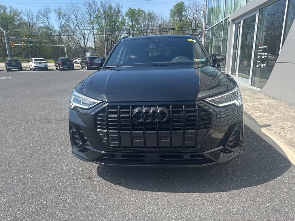 Certified 2025 Audi Q3 2.0T Premium w/ Convenience Package AWD/4WD image 7