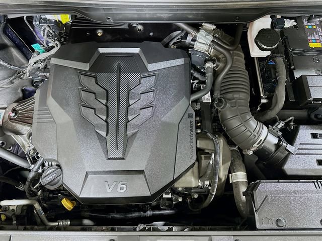 Used 2024 Kia Carnival LX image 30