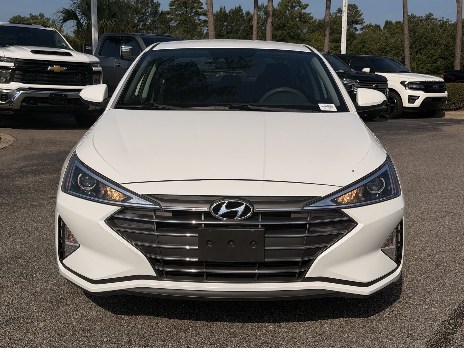 Used 2020 Hyundai Elantra SE w/ Cargo Package (C1) FWD image 6
