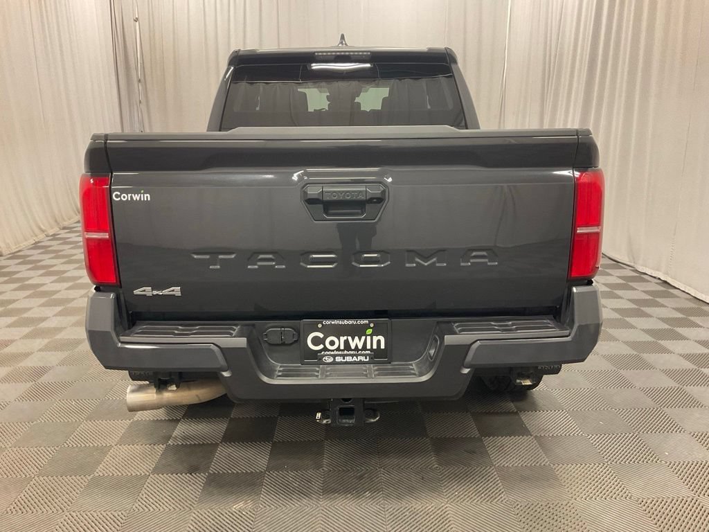 Used 2025 Toyota Tacoma SR5 AWD/4WD image 6