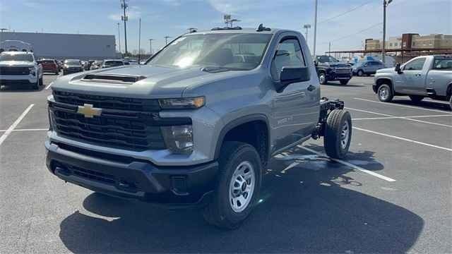 New 2024 Chevrolet Silverado 3500 W/T w/ WT Convenience Package image 2