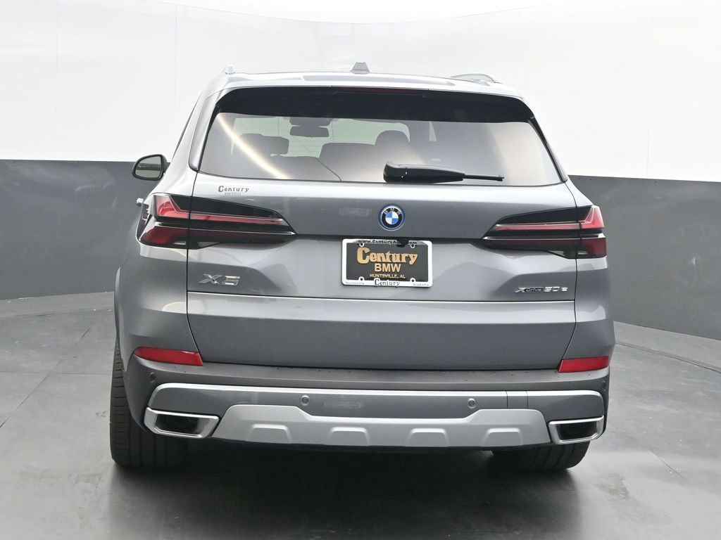 New 2026 BMW X5 xDrive50e AWD/4WD image 6