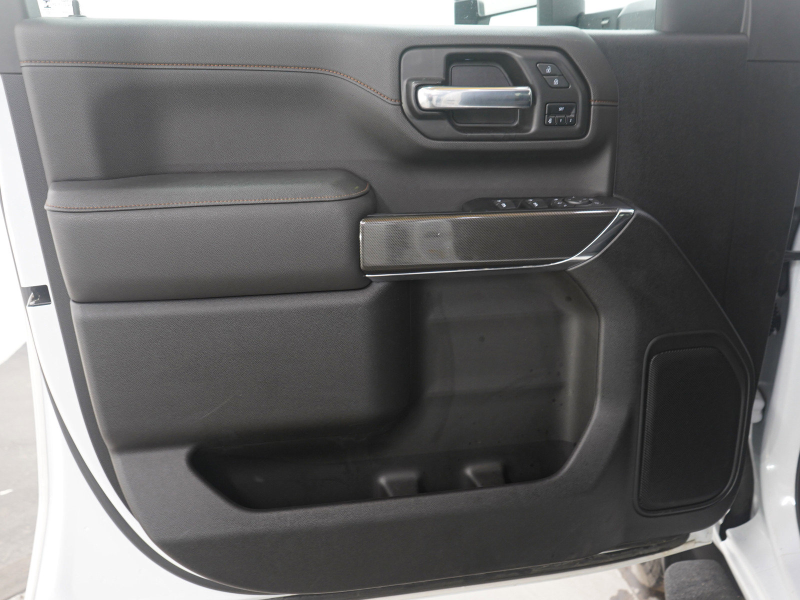 Used 2023 GMC Sierra 2500 AT4 w/ Gooseneck/5TH Wheel Package image 20