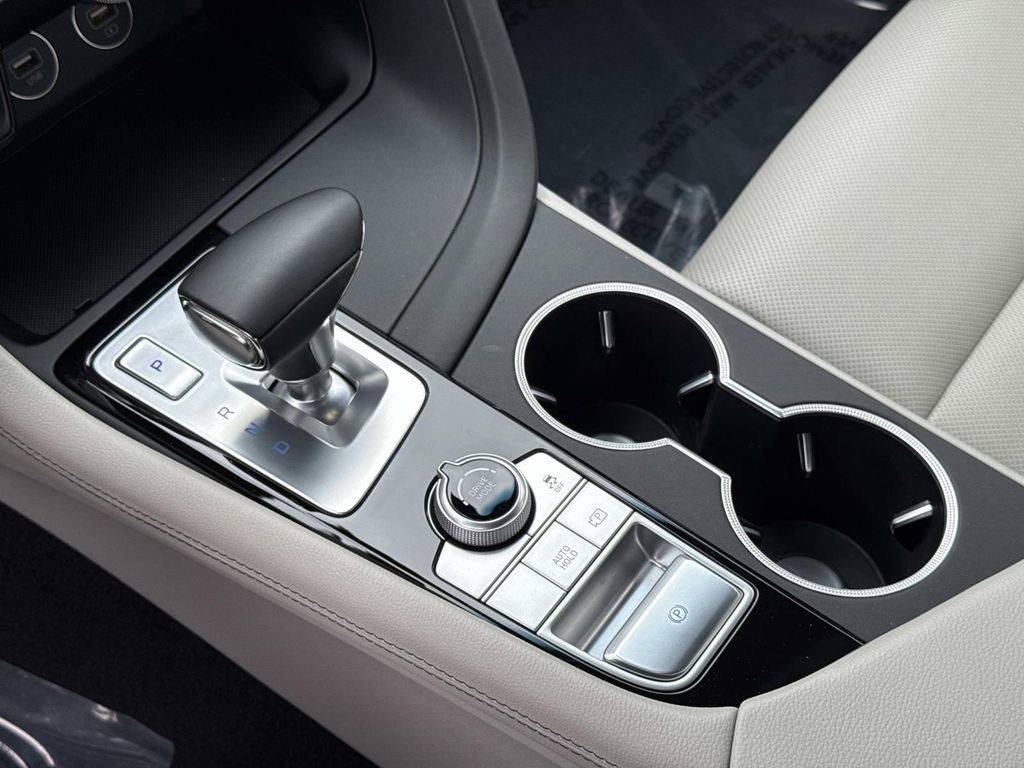 Used 2023 Genesis G70 2.0T RWD image 26