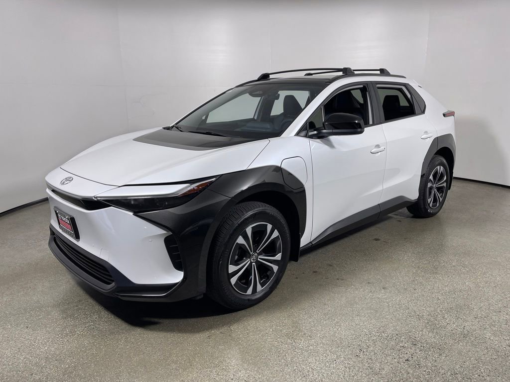 Certified 2025 Toyota bZ4X FWD image 7