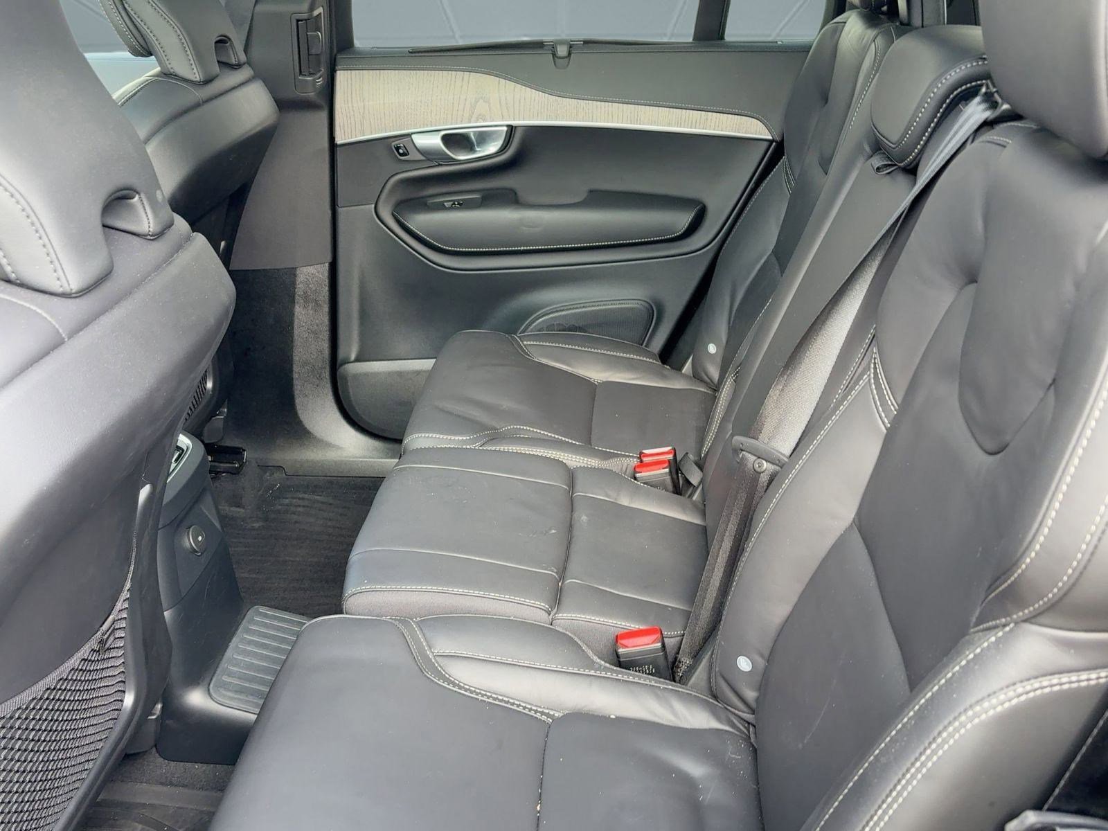 Certified 2024 Volvo XC90 T8 Ultimate w/ Protection Package Premier image 25