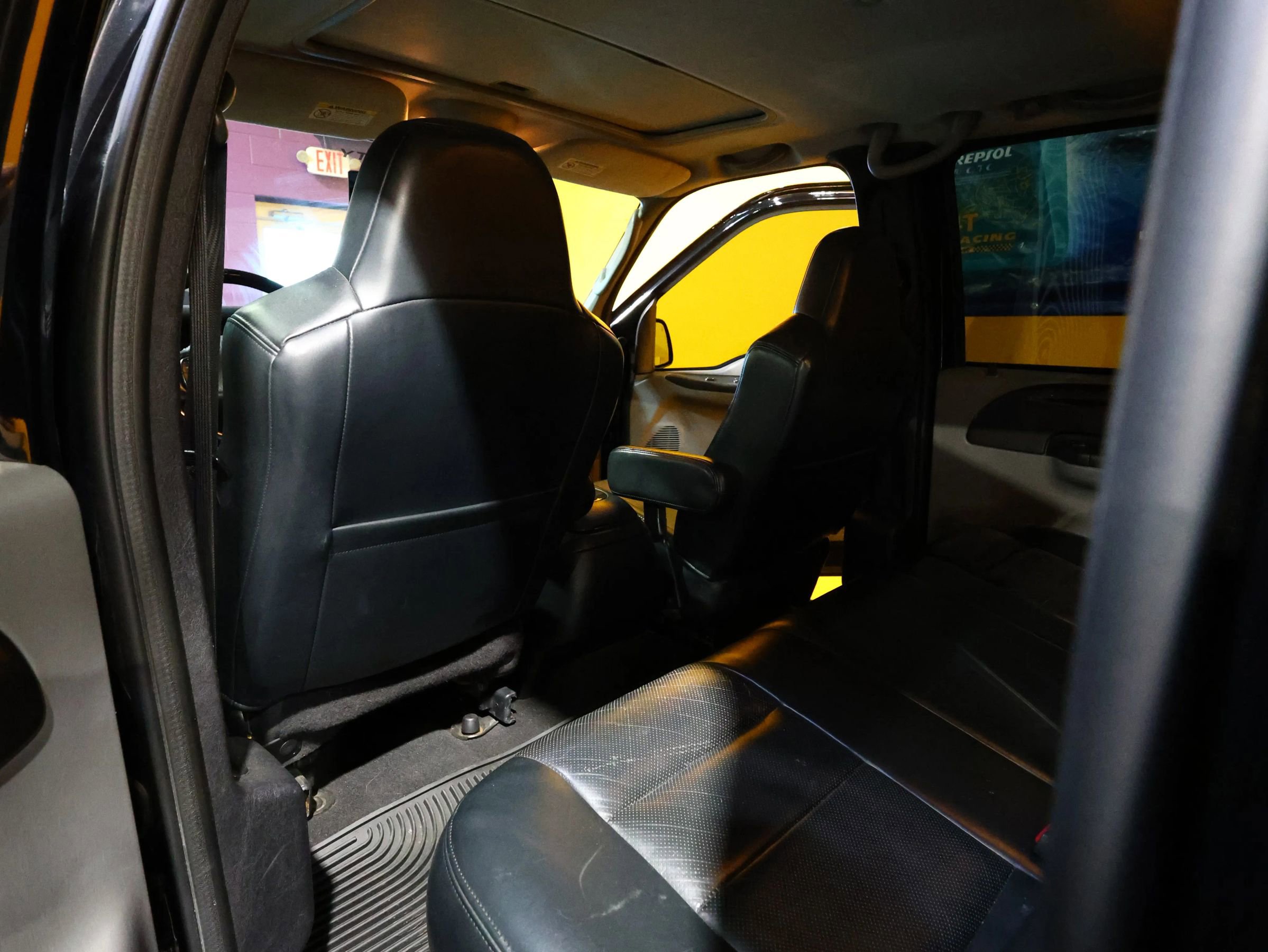 Used 2003 Ford F350 XLT image 34