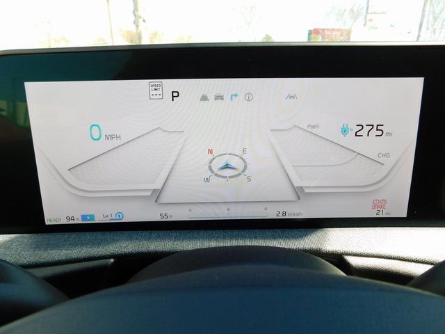 Used 2024 Kia EV6 Light image 32