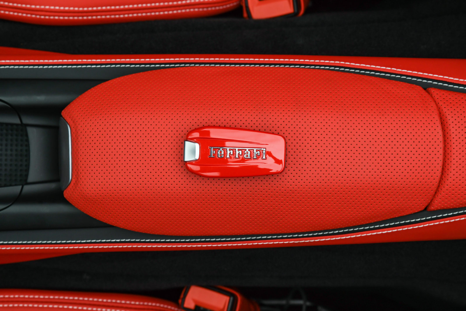 Used 2022 Ferrari 812 GTS RWD image 26
