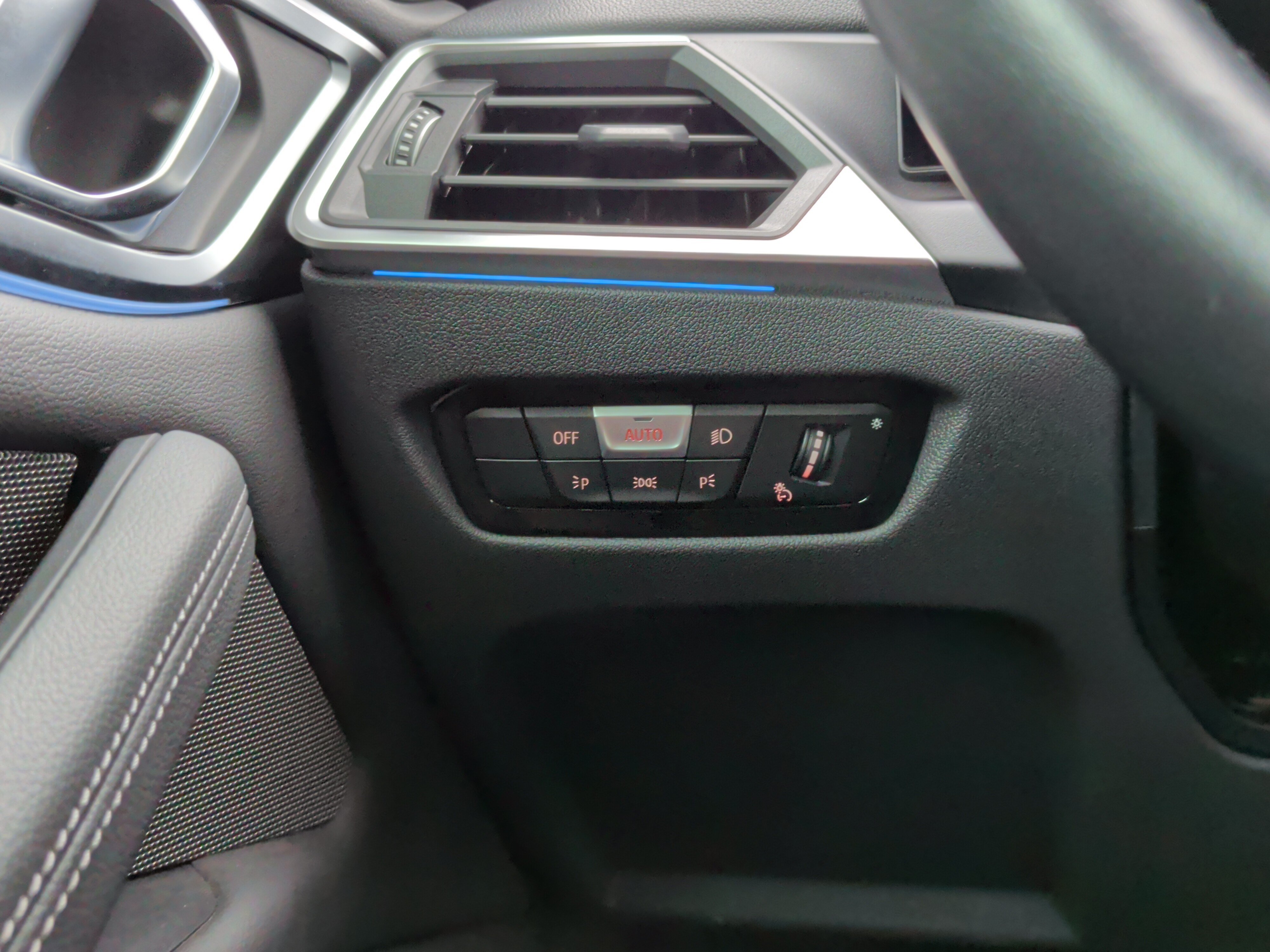 Certified 2024 BMW i4 eDrive35 w/ Premium Package RWD image 24