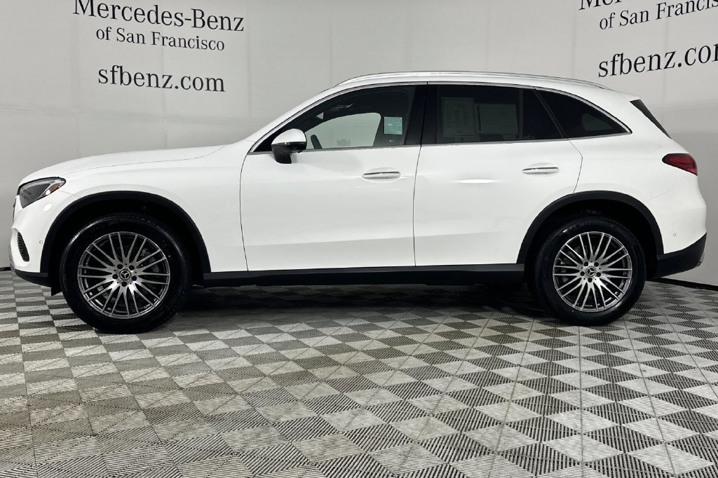 Certified 2026 Mercedes-Benz GLC 300 image 7