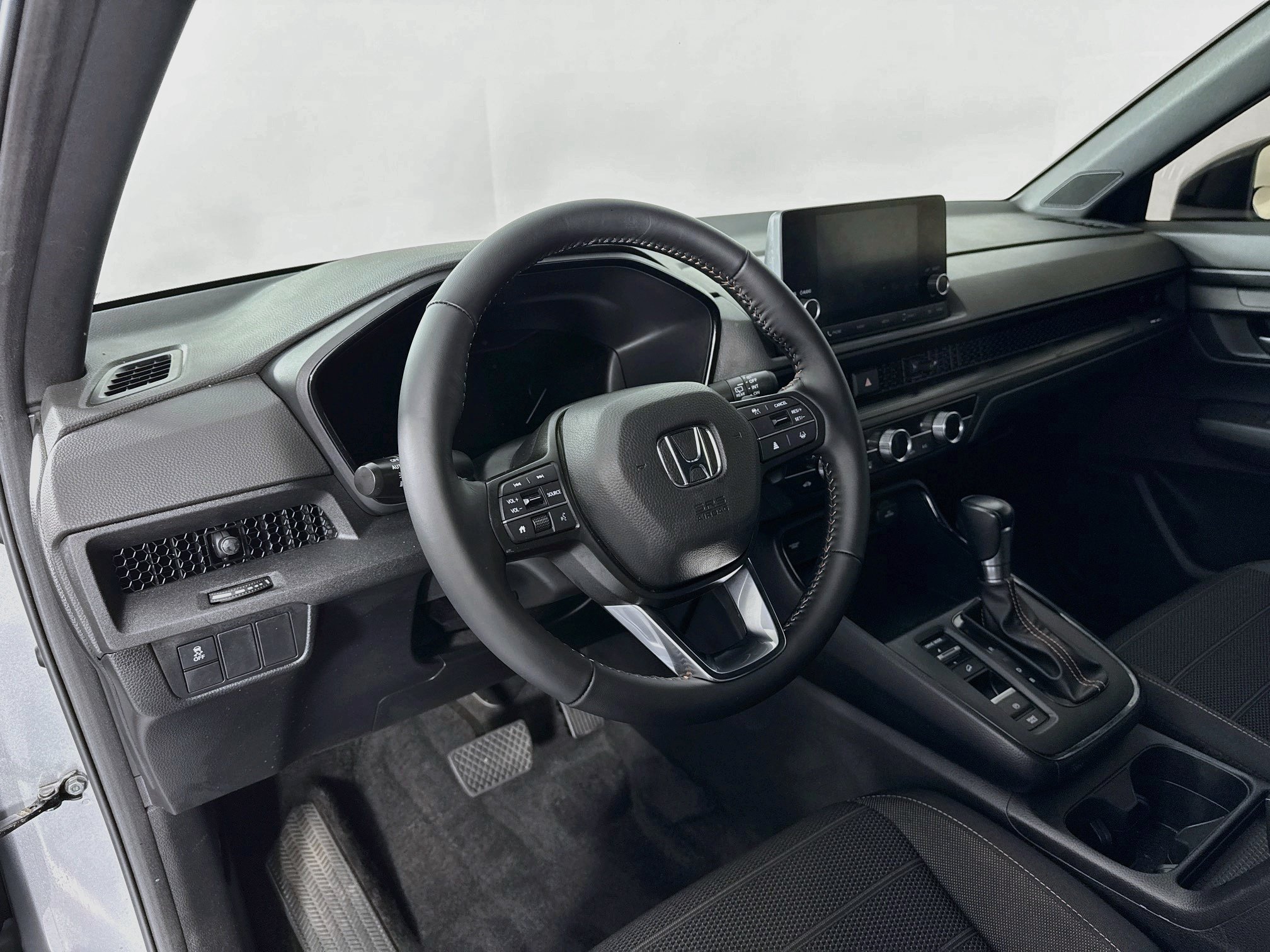 Used 2024 Honda CR-V Sport image 9