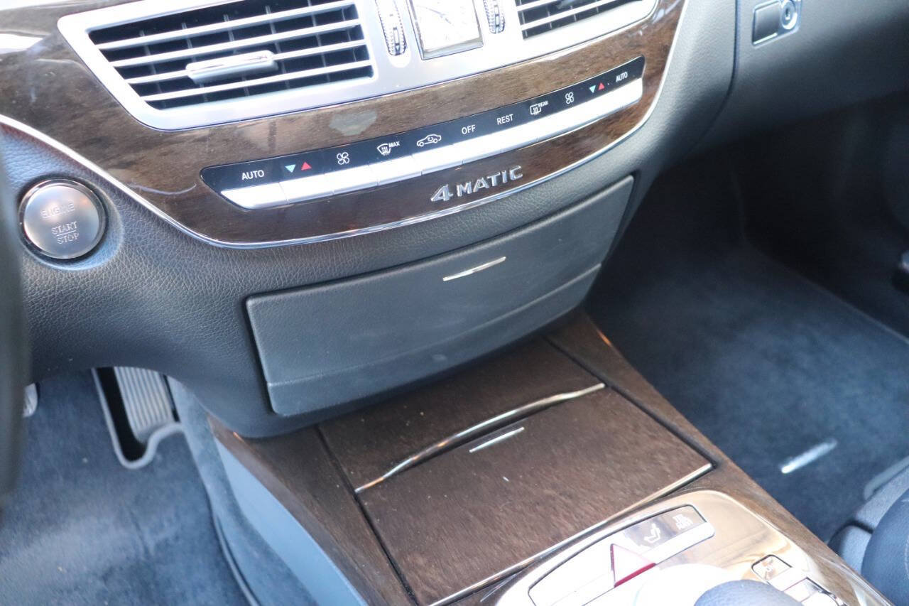 Used 2012 Mercedes-Benz S 350 BlueTEC 4MATIC image 32