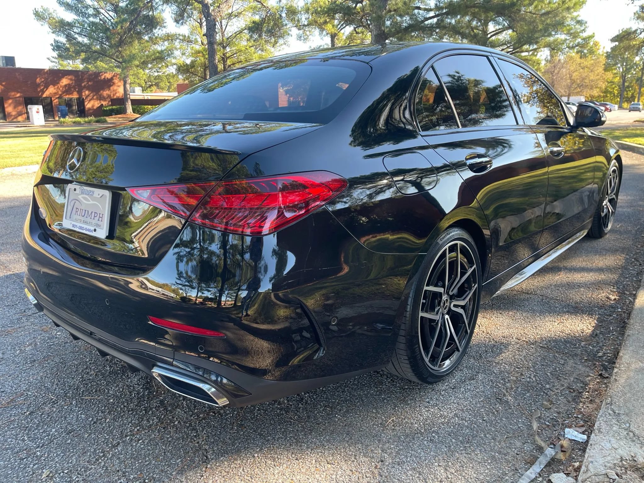 Used 2022 Mercedes-Benz C 300 Sedan image 5