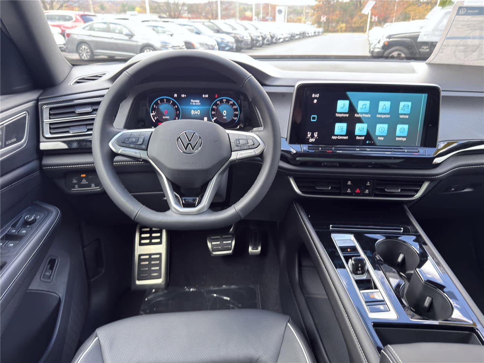 New 2026 Volkswagen Atlas Cross Sport SEL Premium R-Line image 17
