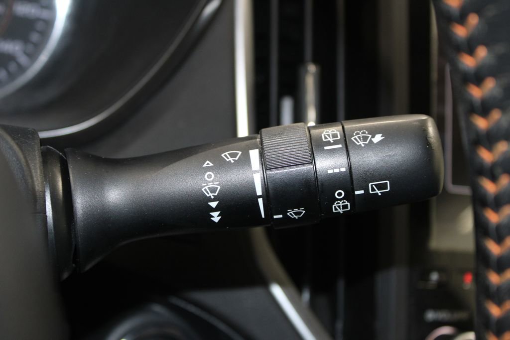 Used 2018 Subaru Crosstrek 2.0i Limited image 34