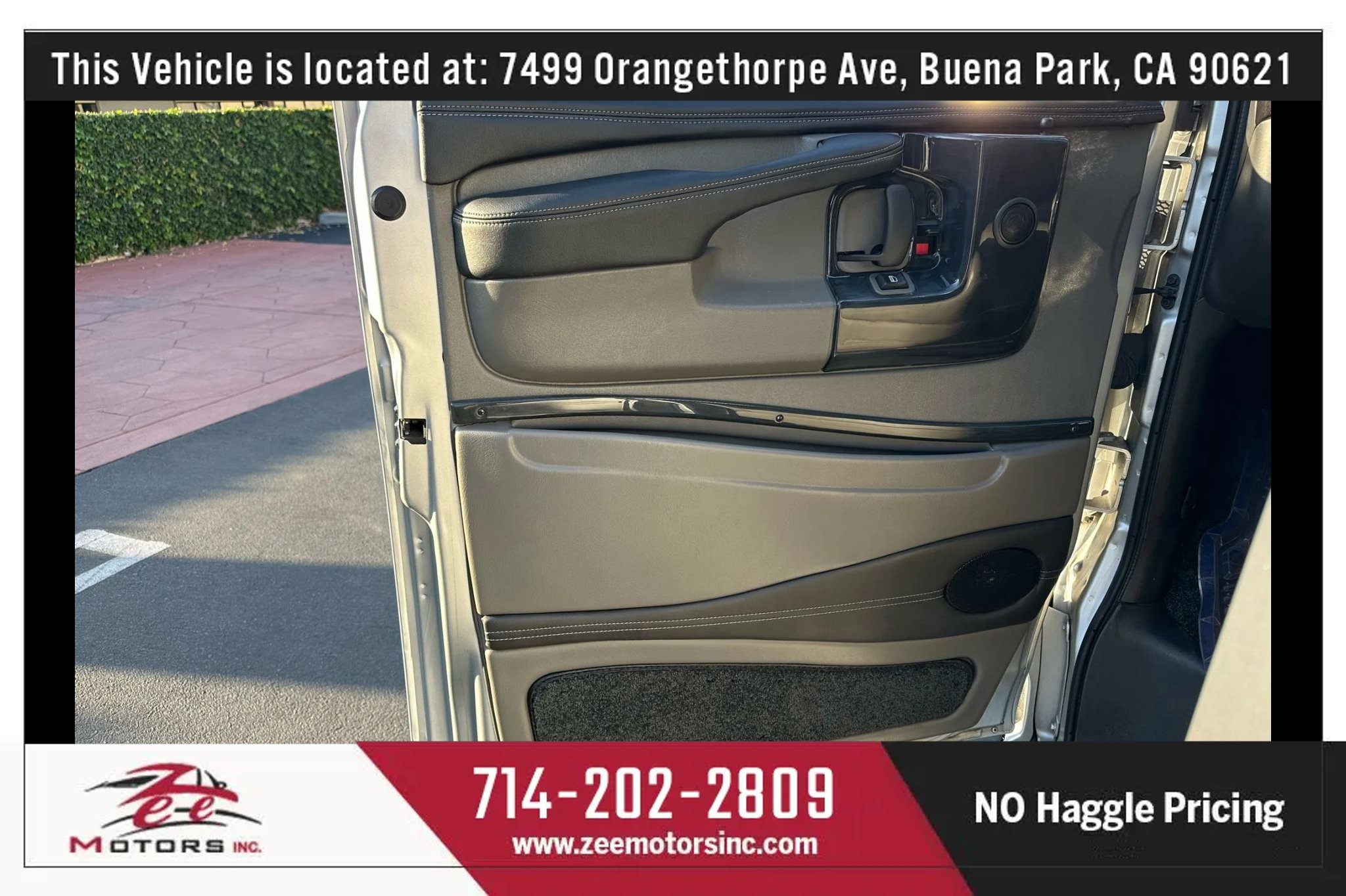 Used 2015 Chevrolet Express 2500 Extended image 47