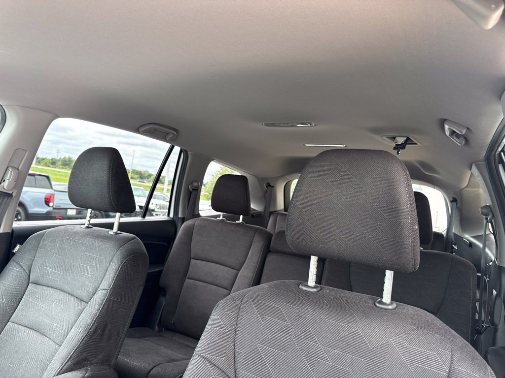 Used 2020 Honda Pilot EX image 12