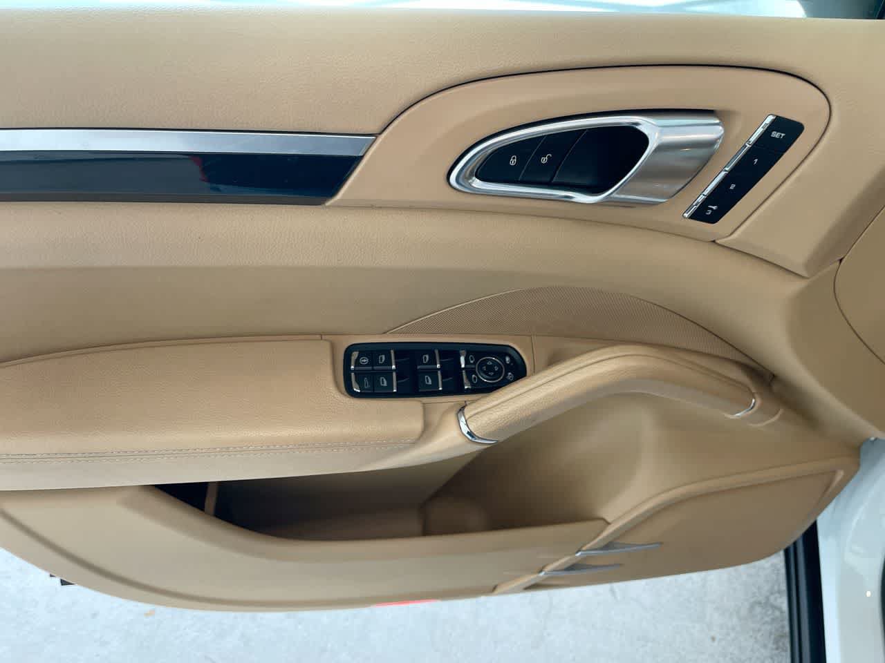 Used 2013 Porsche Cayenne AWD/4WD image 13