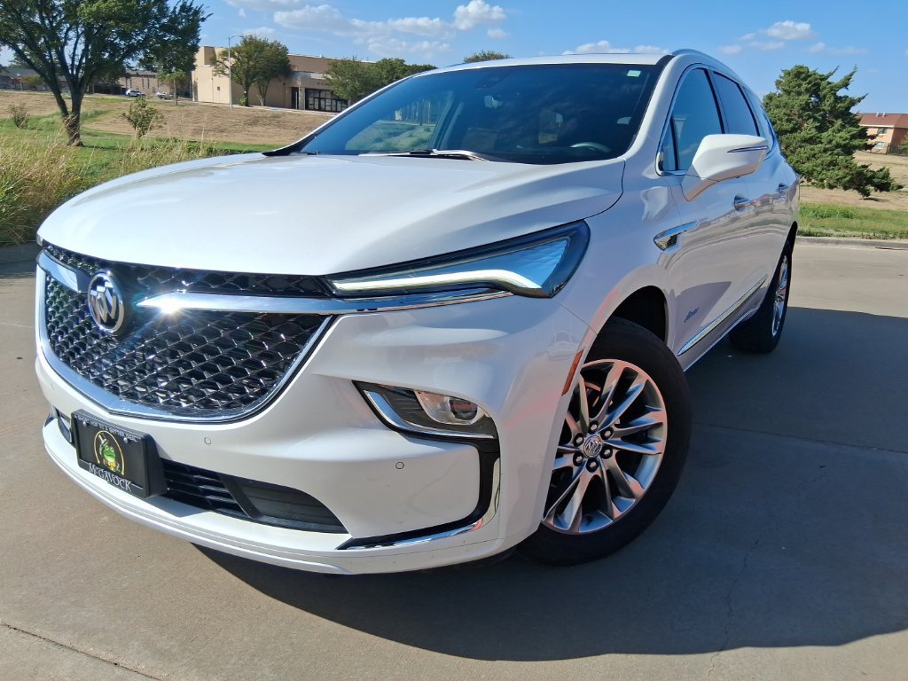 Used 2024 Buick Enclave Avenir w/ Trailering Package, 5000 lbs.