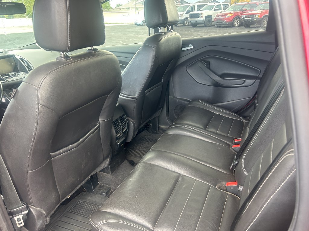Used 2015 Ford Escape Titanium w/ Equipment Group 301A AWD/4WD image 25