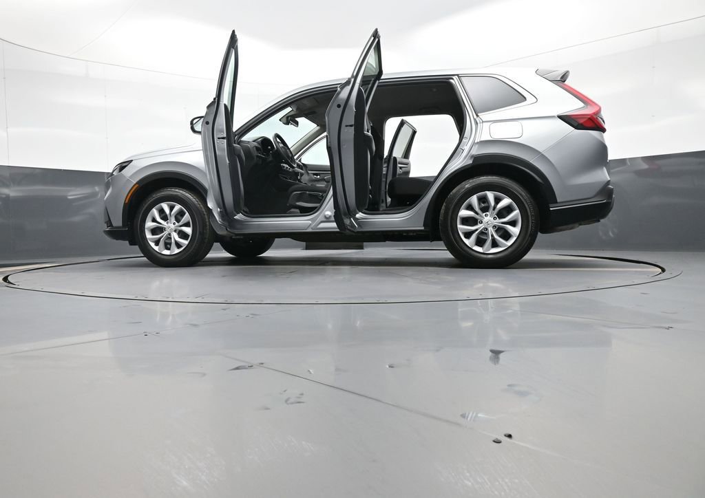 Certified 2025 Honda CR-V LX image 47