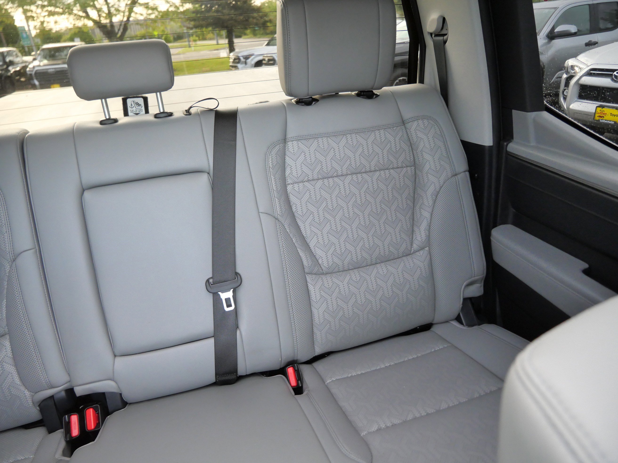 Certified 2022 Toyota Tundra Limited AWD/4WD image 14