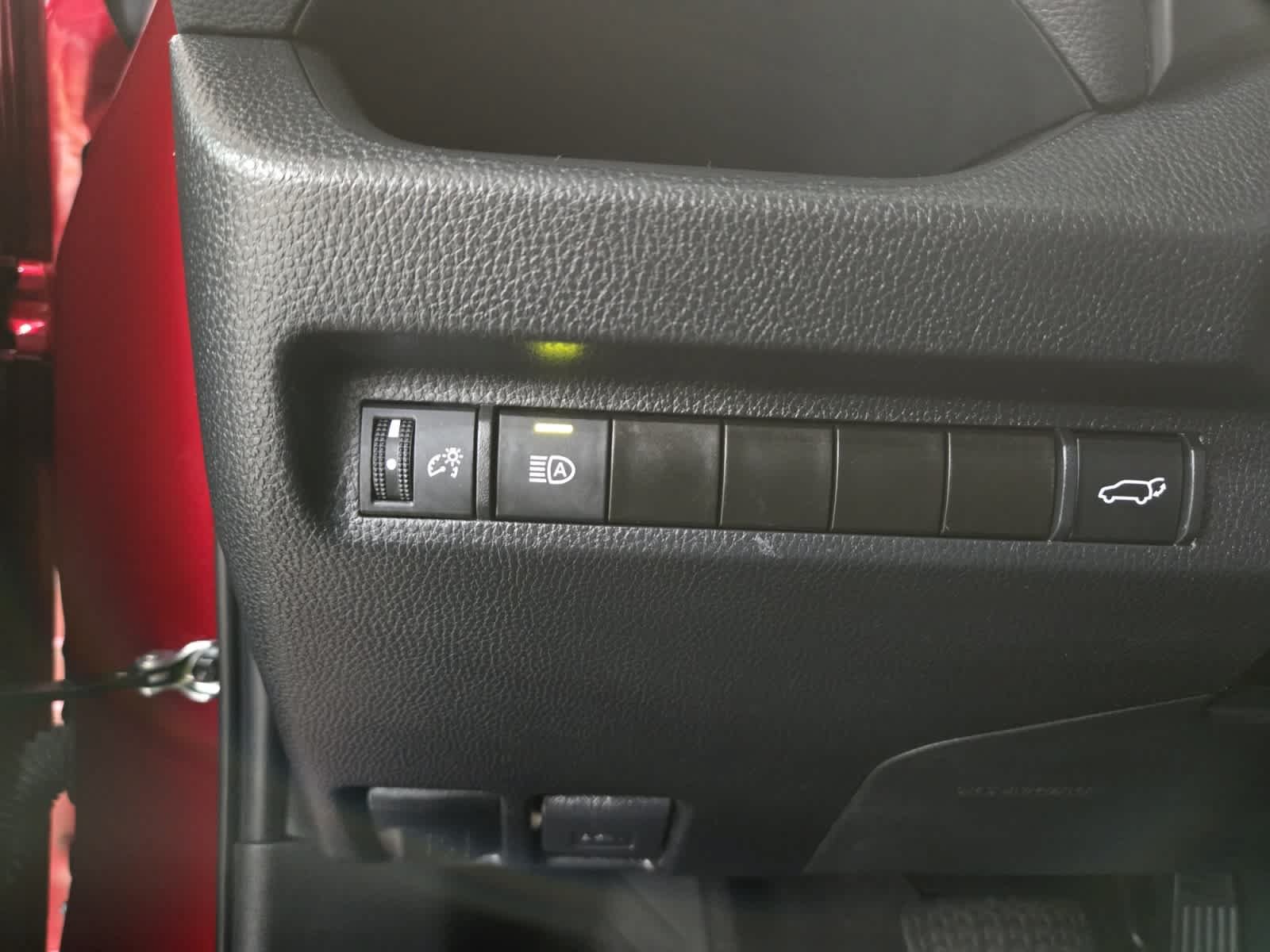 Used 2023 Toyota RAV4 XLE w/ Convenience Package AWD/4WD image 26