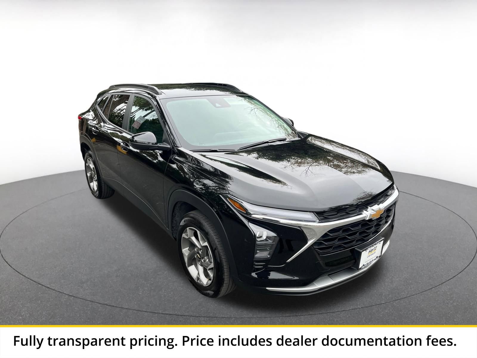 Used 2025 Chevrolet Trax LT w/ LT Convenience Package FWD image 1