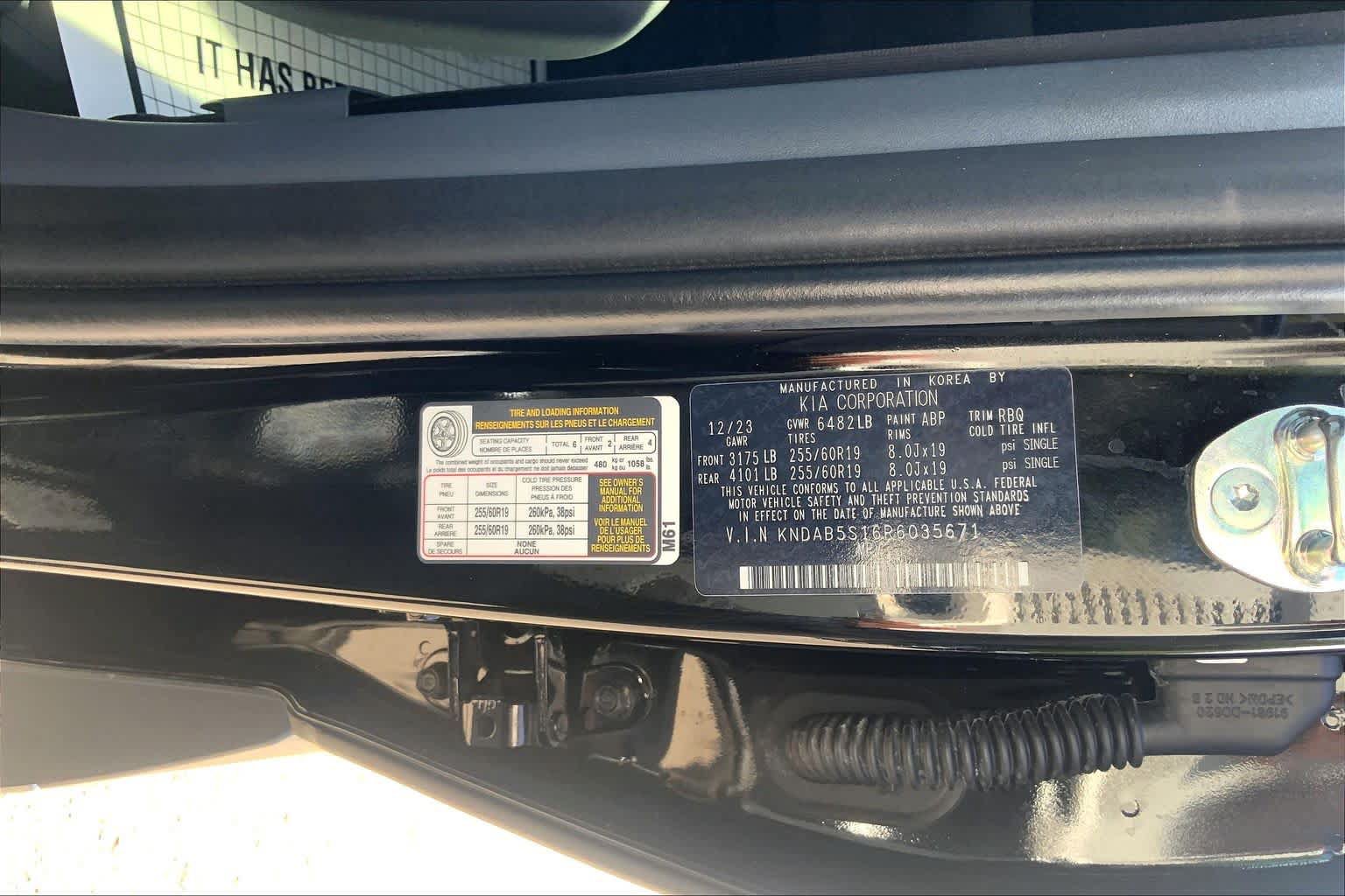Certified 2024 Kia EV9 Light Long Range RWD image 31