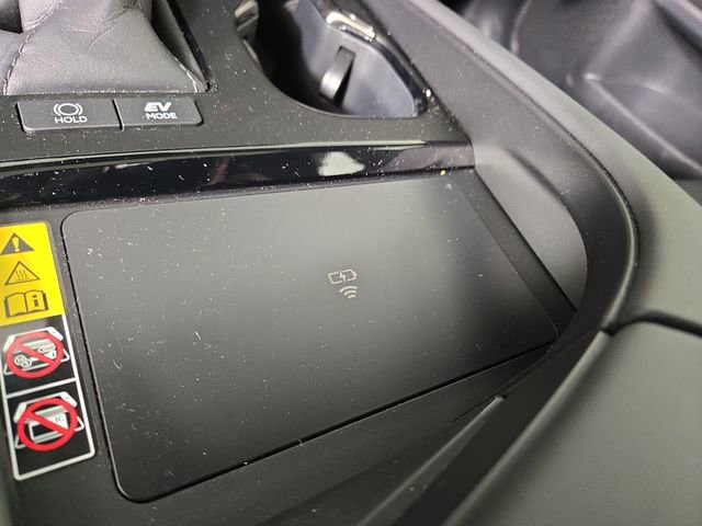 Used 2025 Lexus ES 300h F Sport image 26