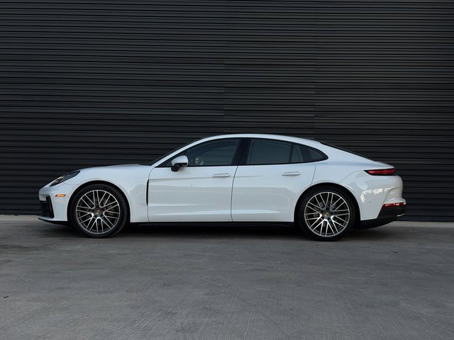 Certified 2024 Porsche Panamera image 2