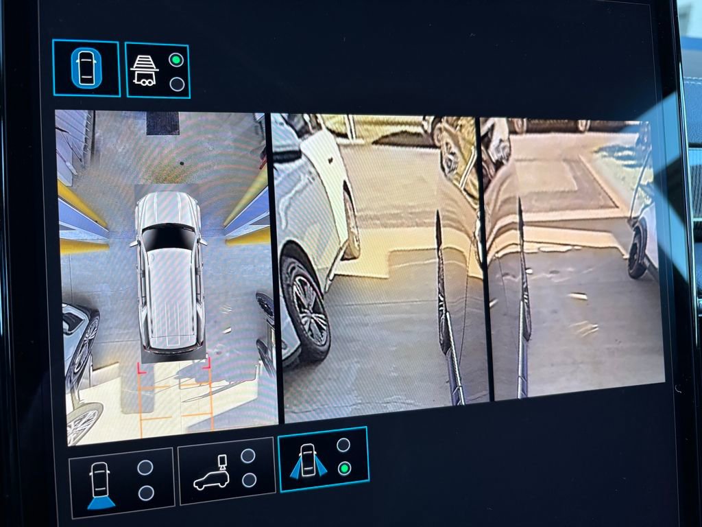 New 2026 GMC Yukon Elevation w/ LPO, Floor Liner Package AWD/4WD image 31