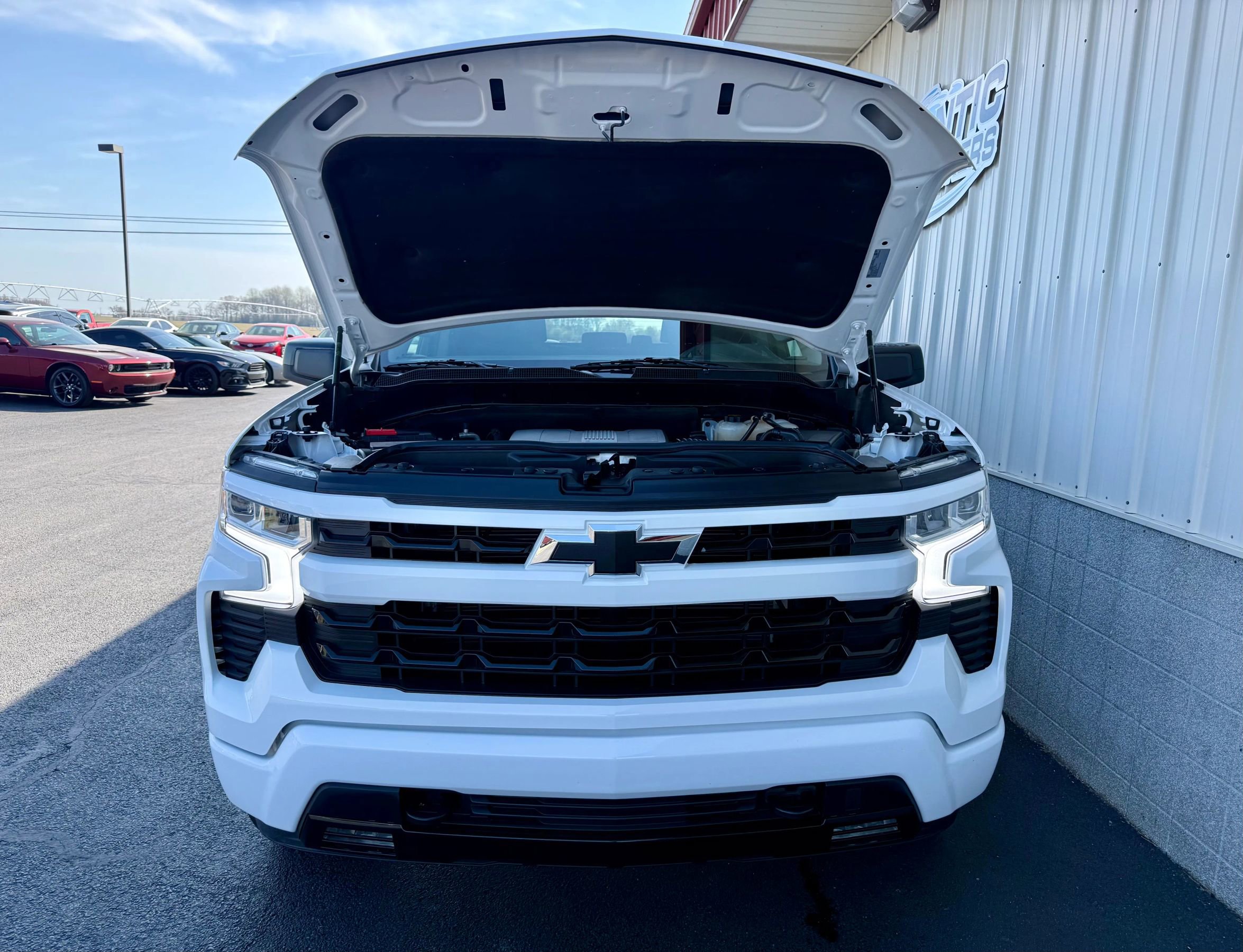 Used 2024 Chevrolet Silverado 1500 RST image 8