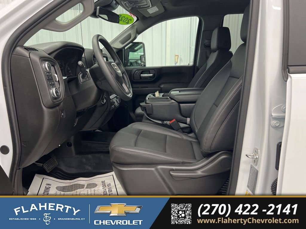 Used 2025 GMC Sierra 2500 Pro w/ 1SA Pro Safety Plus Package image 9