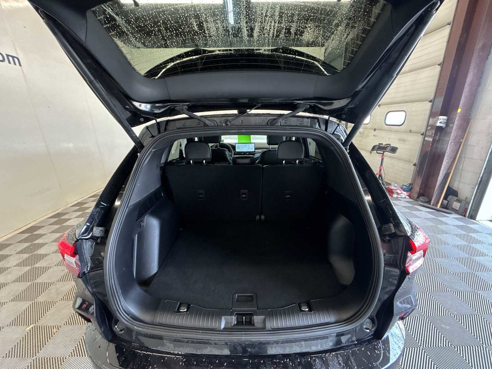 Used 2023 Ford Escape ST-Line w/ Tech Pack #1 AWD/4WD image 20