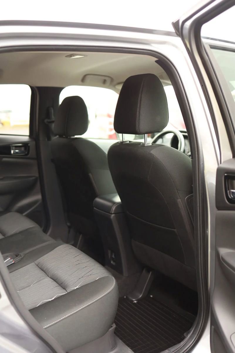 Used 2020 Mitsubishi Eclipse Cross SE image 46